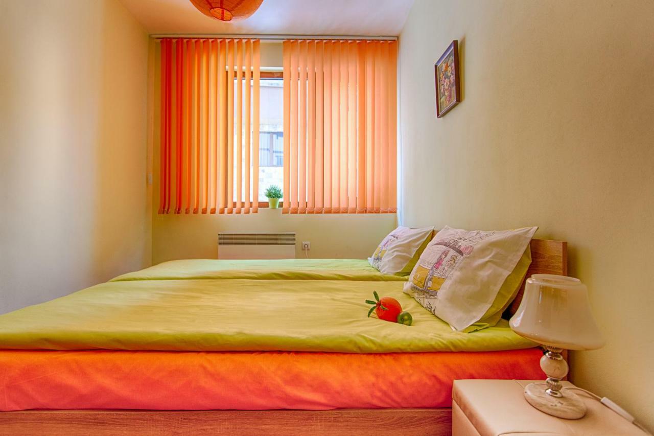 Green Orange Apartment Банско Екстериор снимка